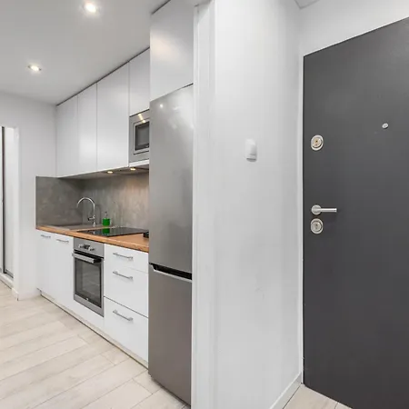 3 Bedroom Panska With Ac By Your Freedom * Warschau