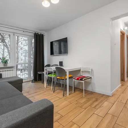 3 Bedroom Panska With Ac By Your Freedom *