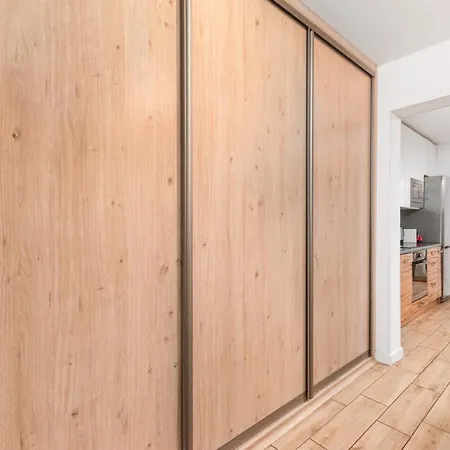 3 Bedroom Panska With Ac By Your Freedom Apartment Warschau